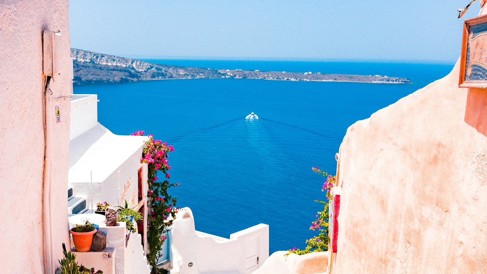 Free travel guides