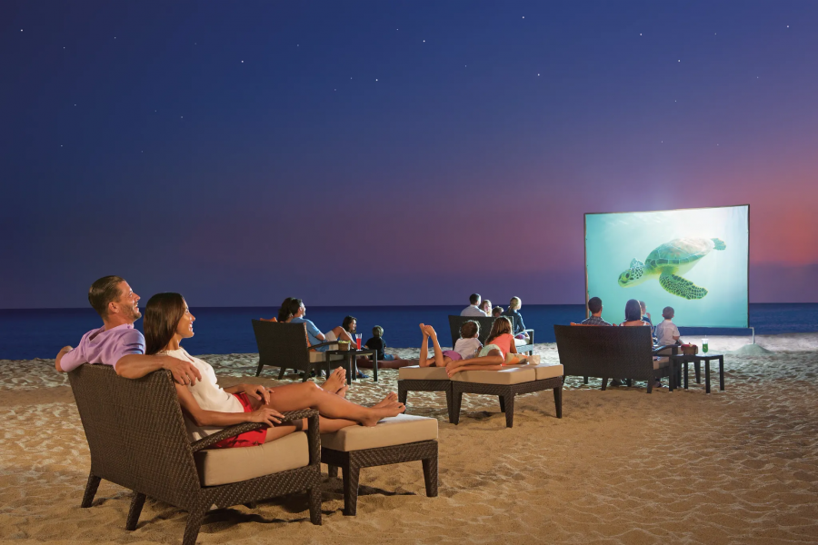 Movie night at Dreams® Los Cabos Suites Golf Resort & Spa