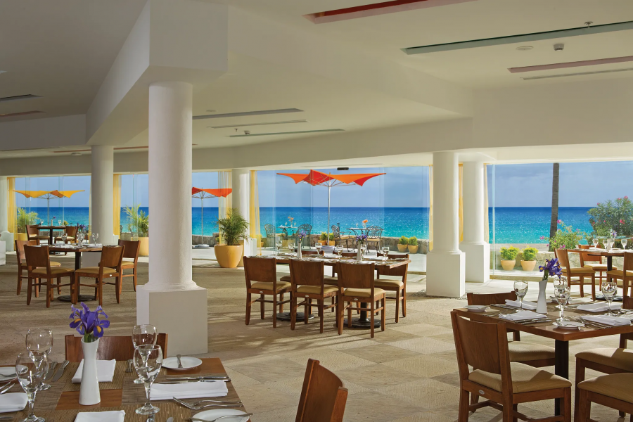 Restaurant at Dreams® Los Cabos Suites Golf Resort & Spa