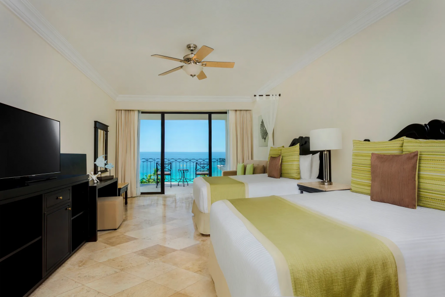 Bedroom view at Dreams® Los Cabos Suites Golf Resort & Spa