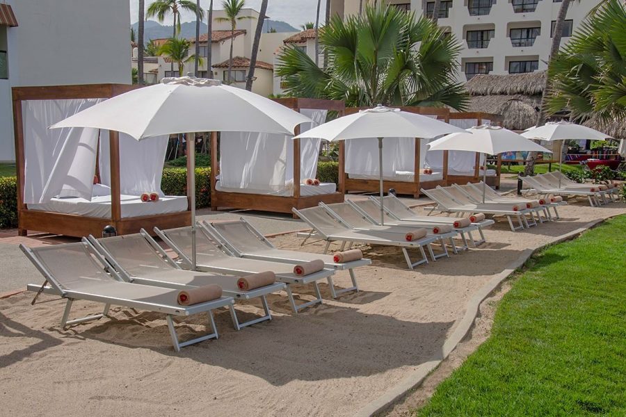 Zone | Plaza Pelicanos Grand Beach Resort